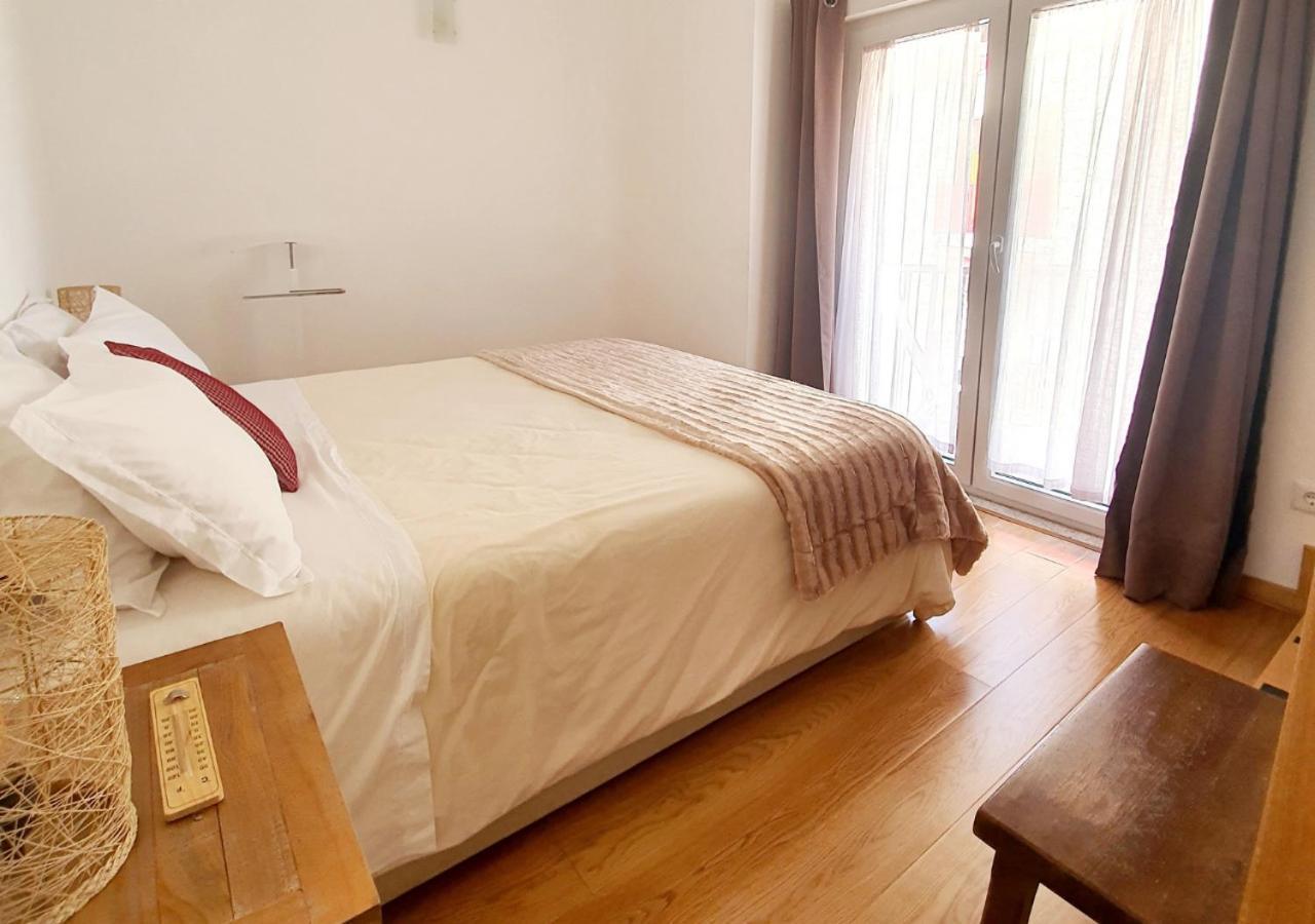 Casas Da Ribeira Guest House Seia Ngoại thất bức ảnh